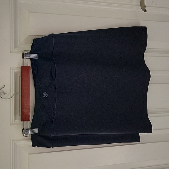 Gaiam Yoga Skirt Womens Size M - Solid Black - Picture 2 of 3